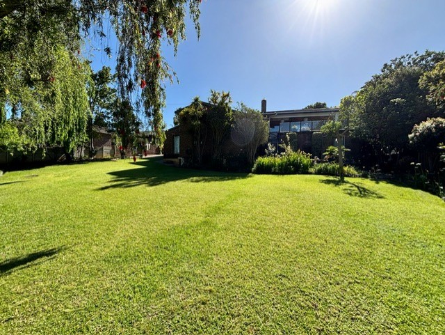 5 Bedroom Property for Sale in Denver Park Western Cape